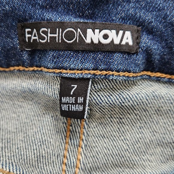 Stretch High Rise Straight Leg Jeans - Vintage Blue Wash - FASHION NOVA - Picture 5 of 9